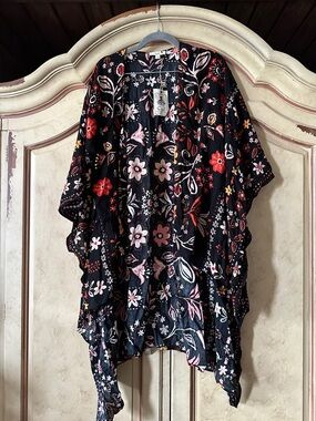 easel Black Floral Open-Front Cardigan/Kimono with Pink & Red Accents